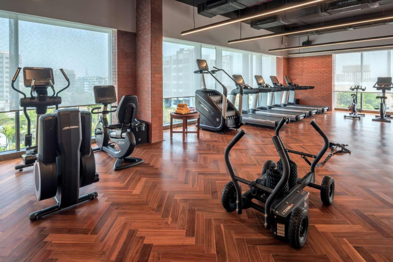 Radisson Blu Hotel & Spa, Nashik Zewnętrze zdjęcie