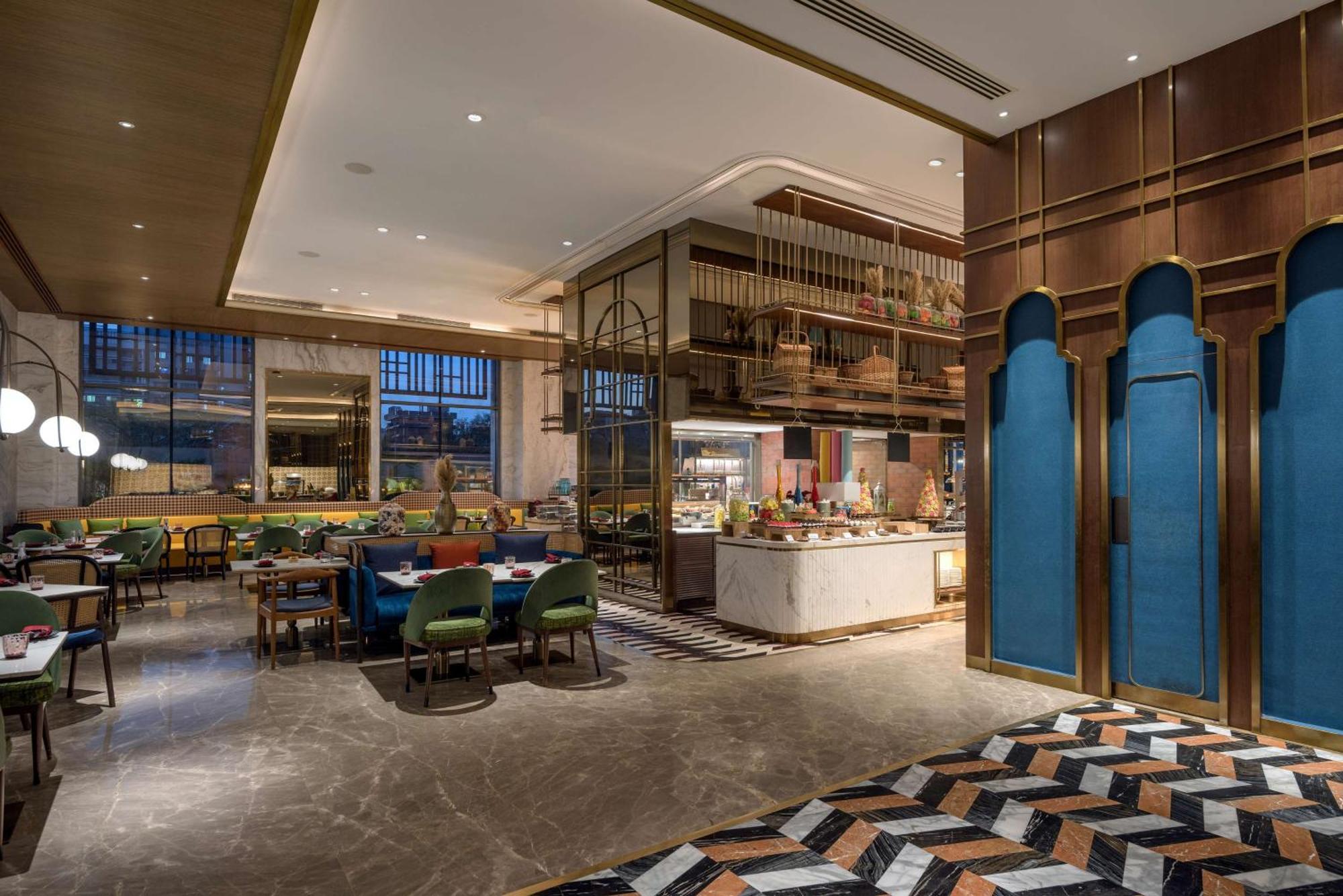 Radisson Blu Hotel & Spa, Nashik Zewnętrze zdjęcie