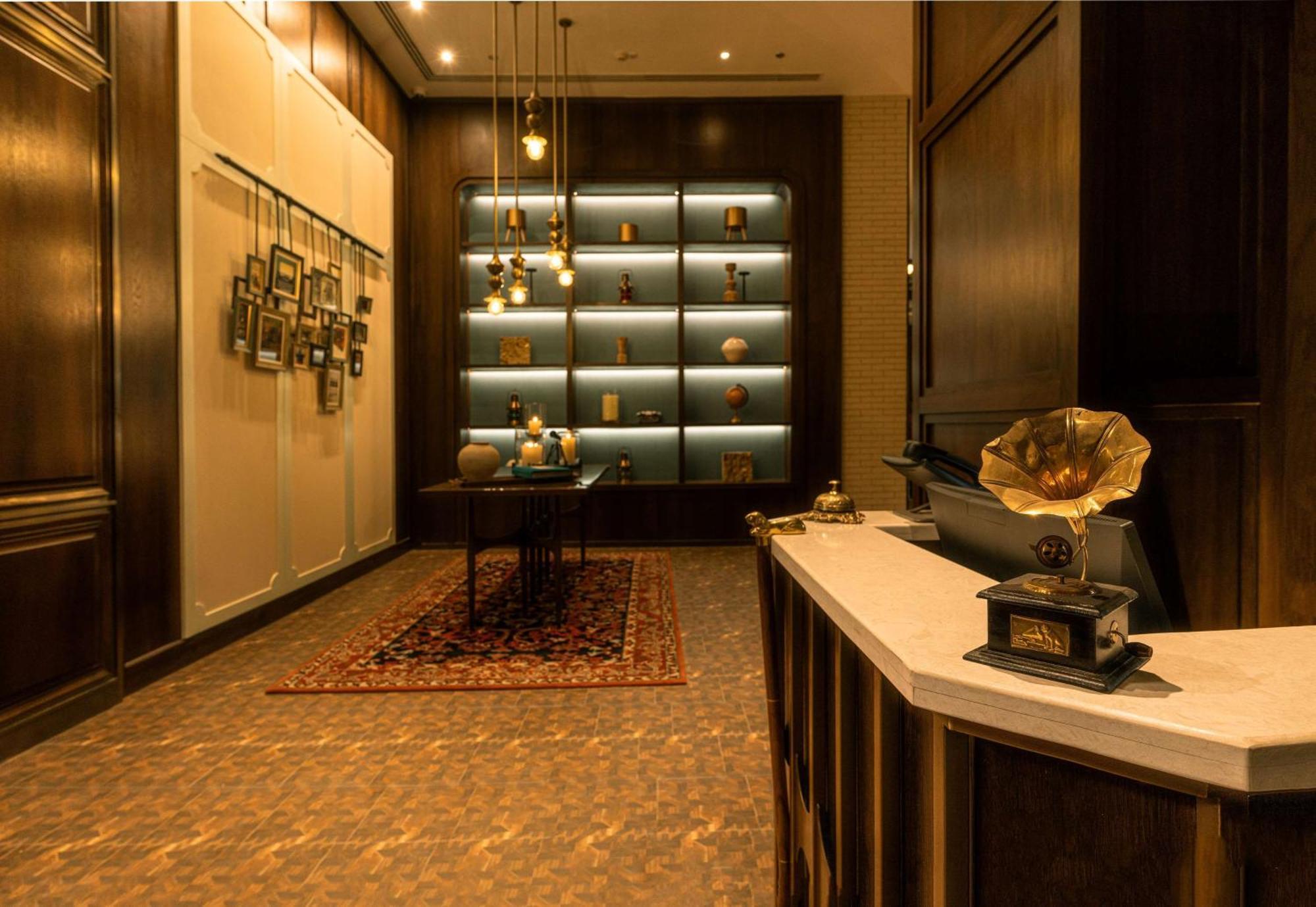 Radisson Blu Hotel & Spa, Nashik Zewnętrze zdjęcie